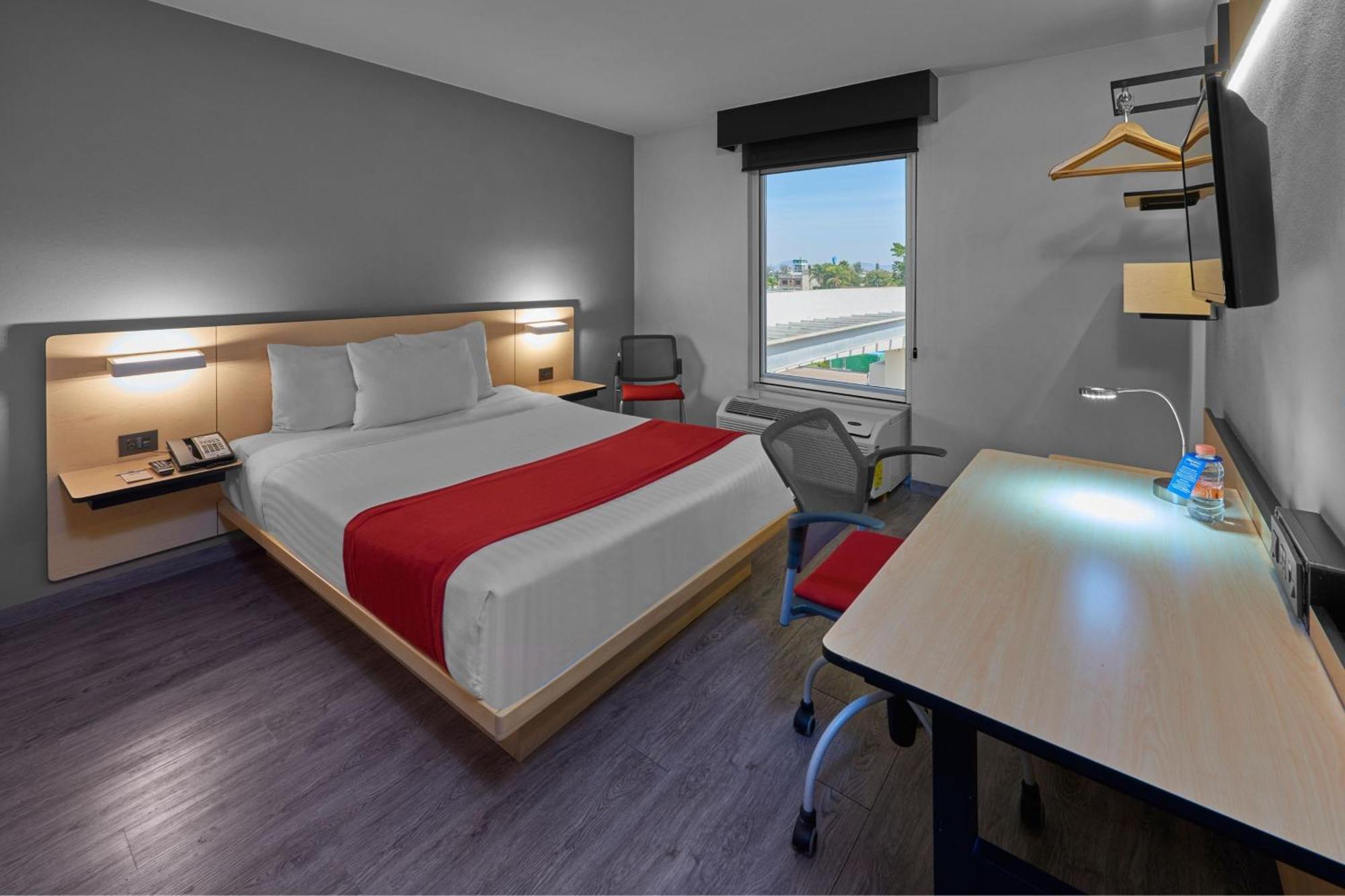 City Express By Marriott Irapuato Exterior photo